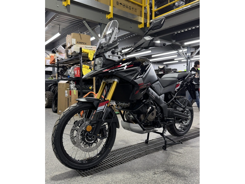 Suzuki V-strom 1050de 2026 alt