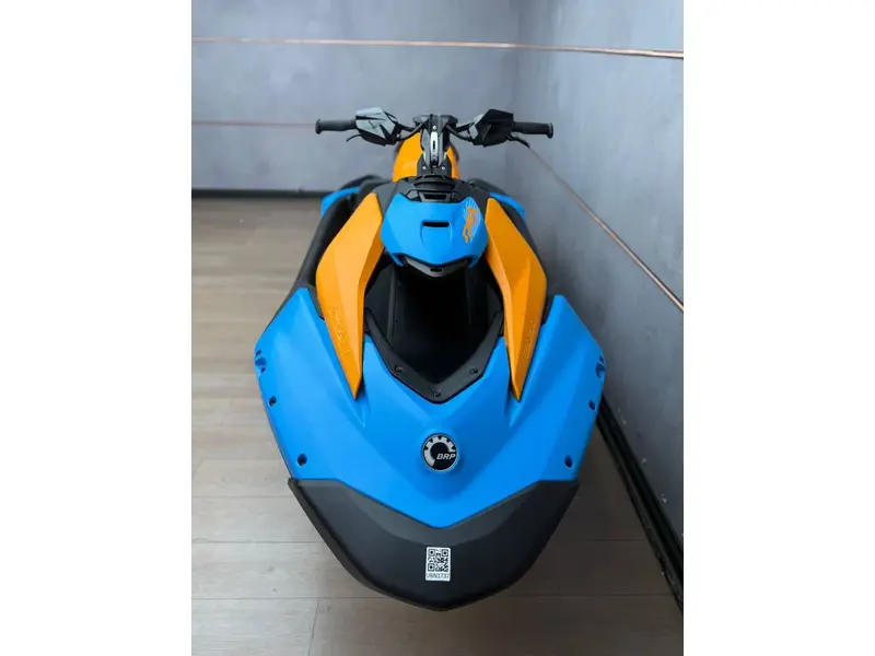 2026 Sea-Doo SPARK TRIXX 3UP IBR "Gulfstream Blue / Orange Crush  (Sound System)" thumbnail 4