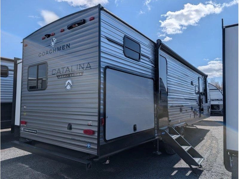 2026 Coachmen Catalina 323bhdsckl alt
