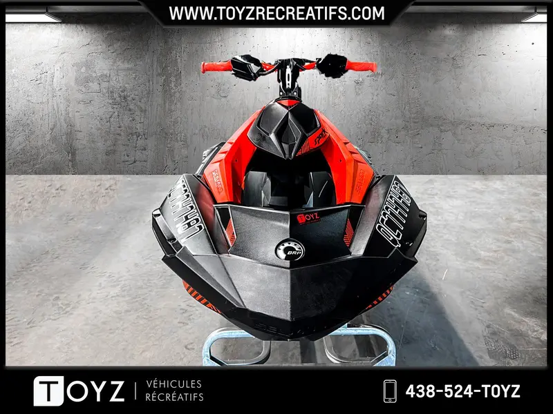 2021 Sea-Doo SPARK TRIXX 3UP thumbnail 4