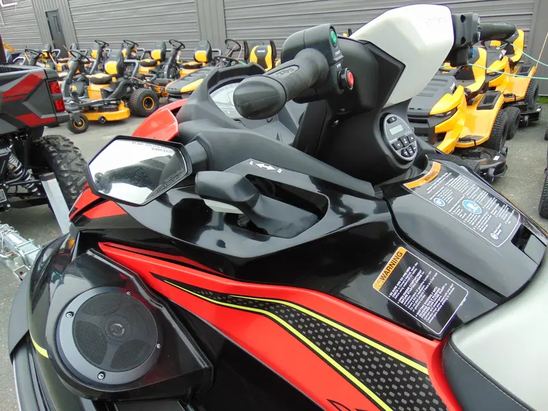 2023 Kawasaki STX 160 LX thumbnail 8