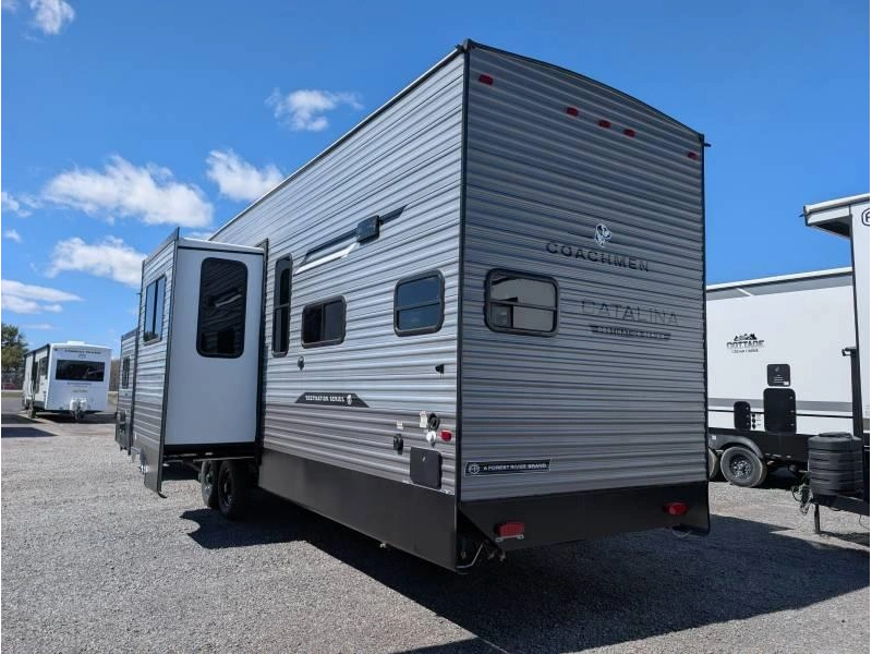 2026 Coachmen Catalina 44condo alt