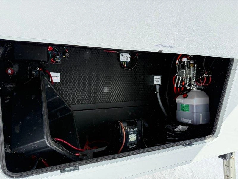 2026 Brinkley Model Z Z3610 alt