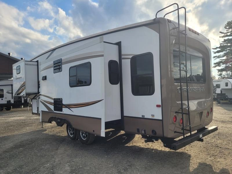 Crossroads Cruiser 305rs 2015 alt