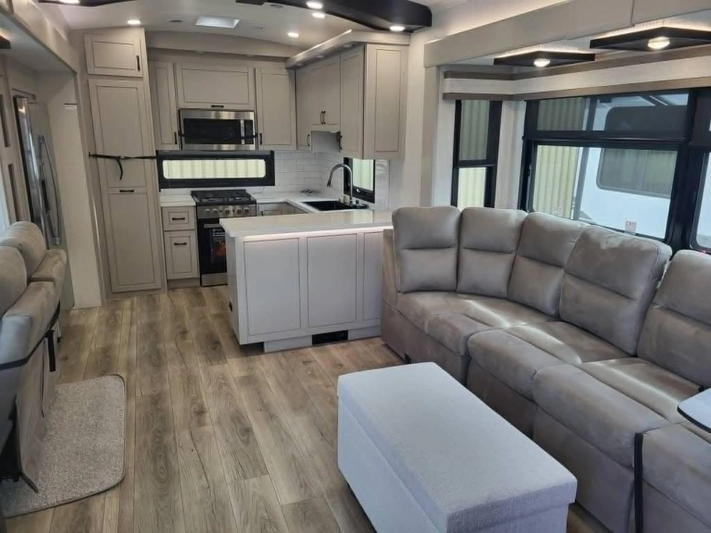 Jayco North Point 365rkts 2026 alt