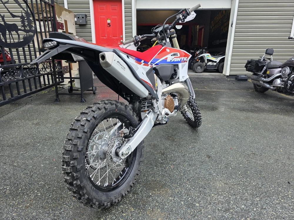 2026 Fantic Xe300 Rw alt