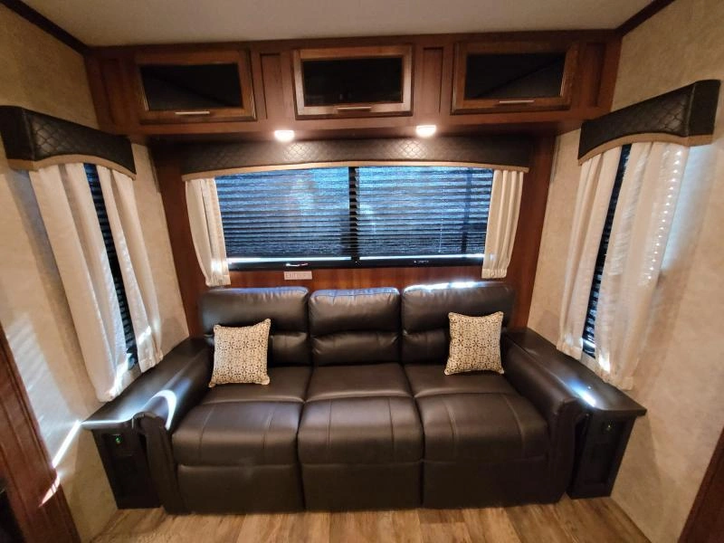 Jayco Eagle 30ckts 2018 alt