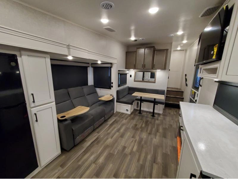 Jayco Eagle 27mlc 2025 alt