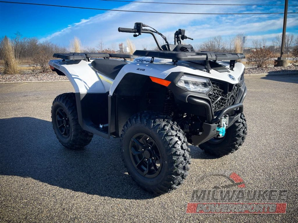 2026 Cfmoto Cforce 500 alt