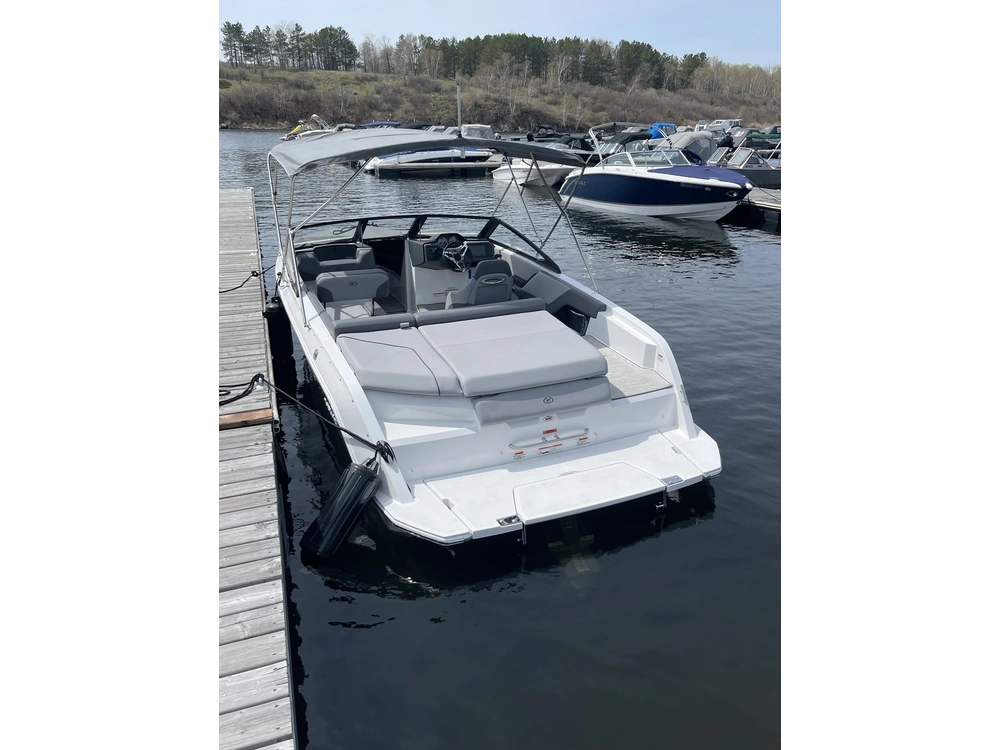2025 Cobalt Boats Cs22 alt
