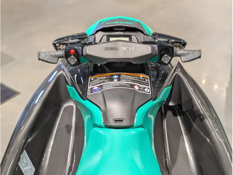 2026 Sea-Doo GTI 170 SE - Eclipse Black and Laguna Green thumbnail 6