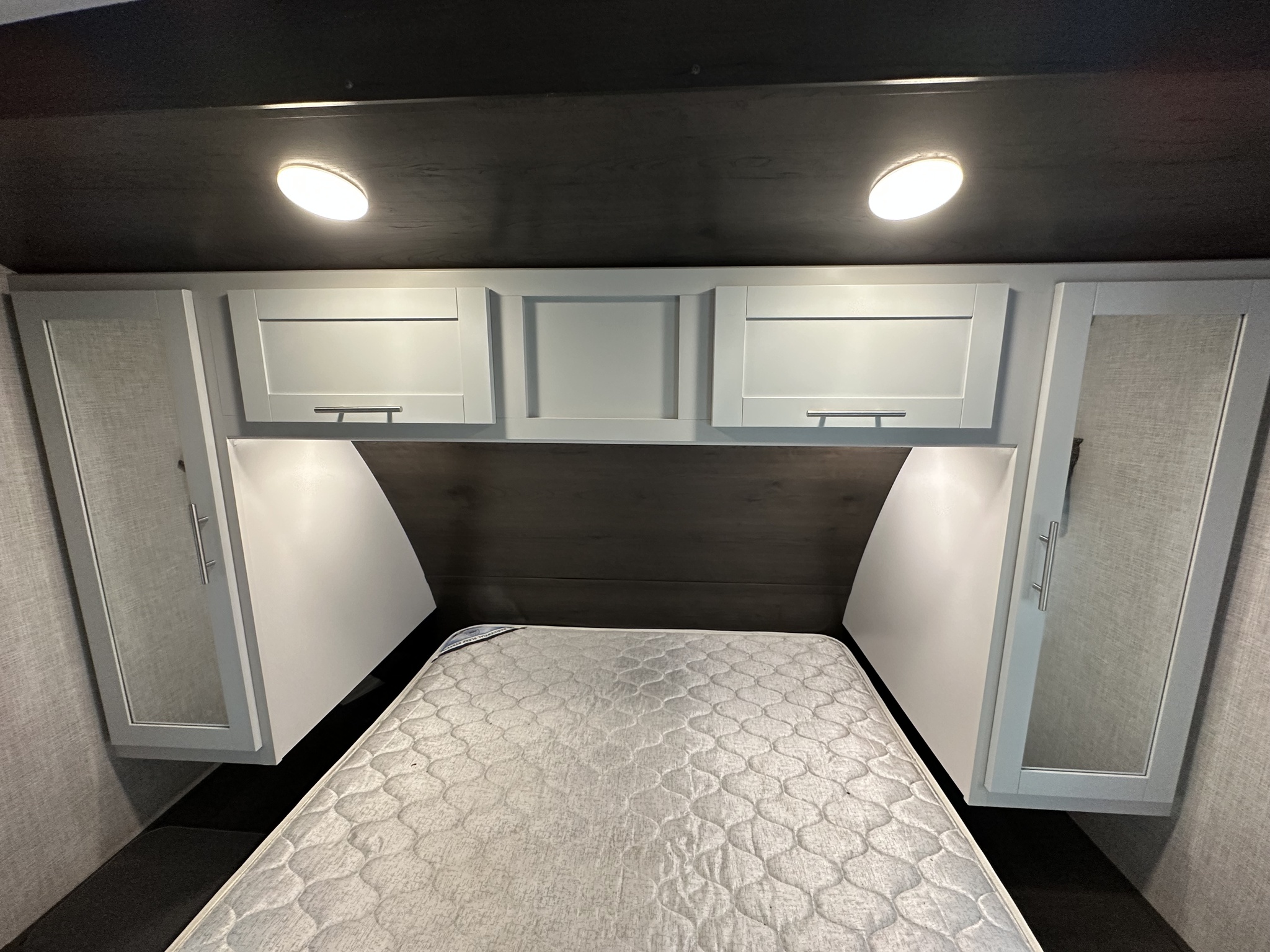 2019 Keystone RV Bullet 22RBP thumbnail 42