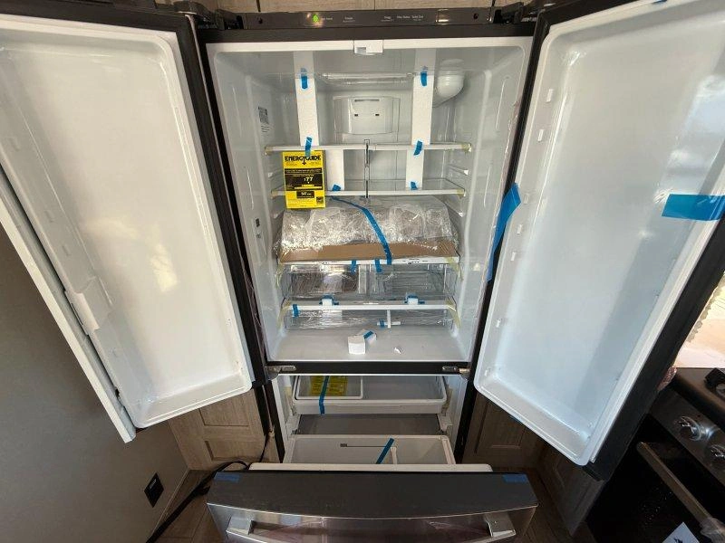 2026 Coachmen Catalina 44condo alt