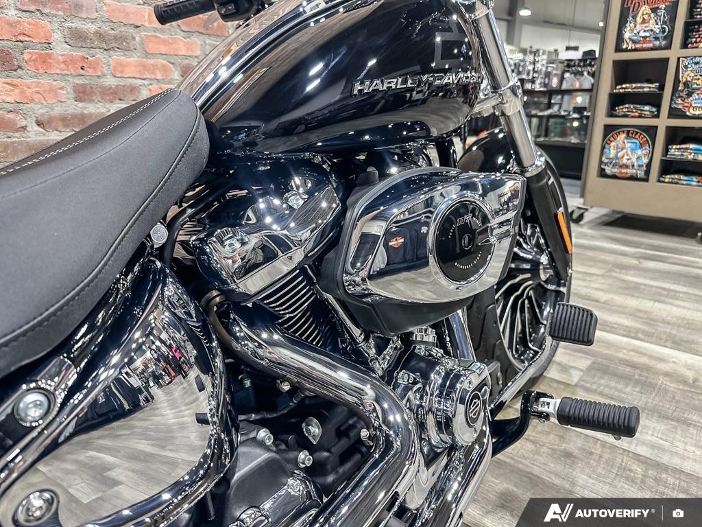 2026 Harley-Davidson BREAKOUT thumbnail 8