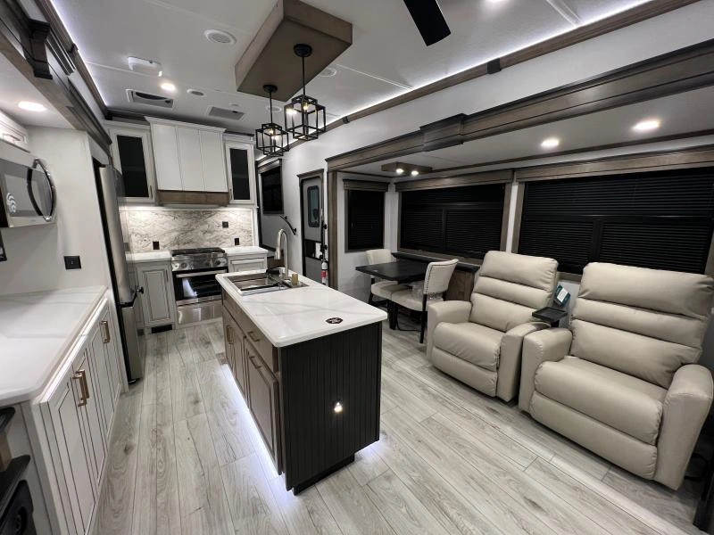 Keystone Rv Montana 3231ck 2025 alt