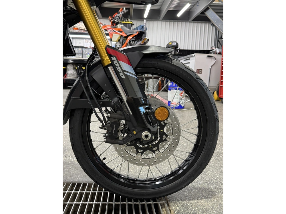 Suzuki V-strom 1050de 2026 alt