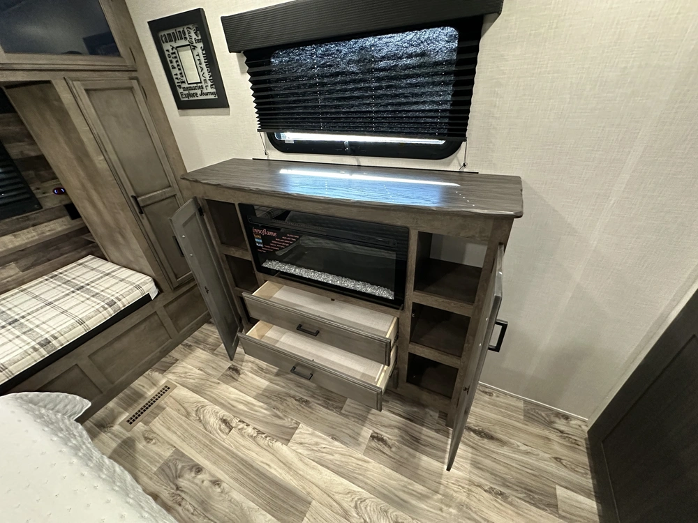 2023 Venture Rv Sporttrek 312vbh alt