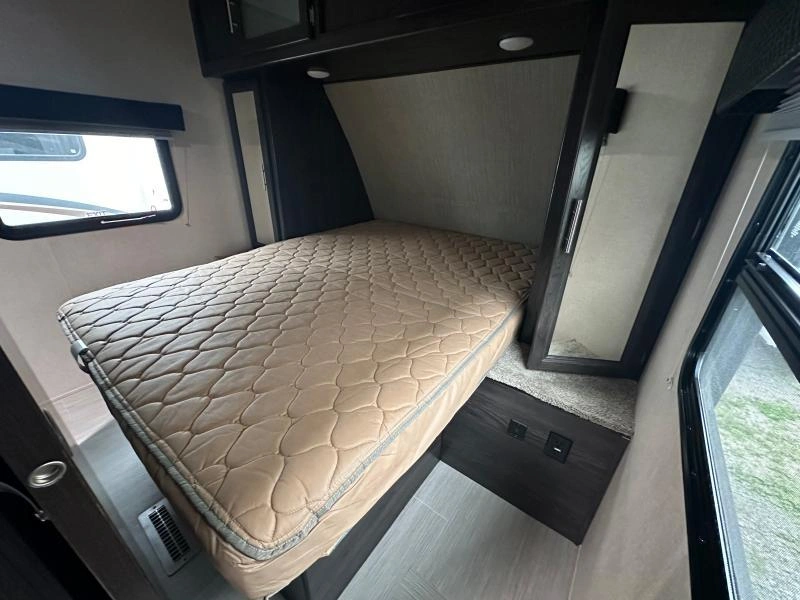 Dutchmen Kodiak 283bh 2018 alt