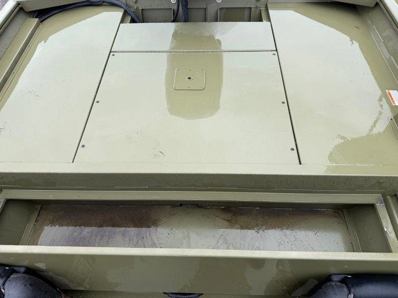 Crestliner 2070 Retriever Side 2026 alt