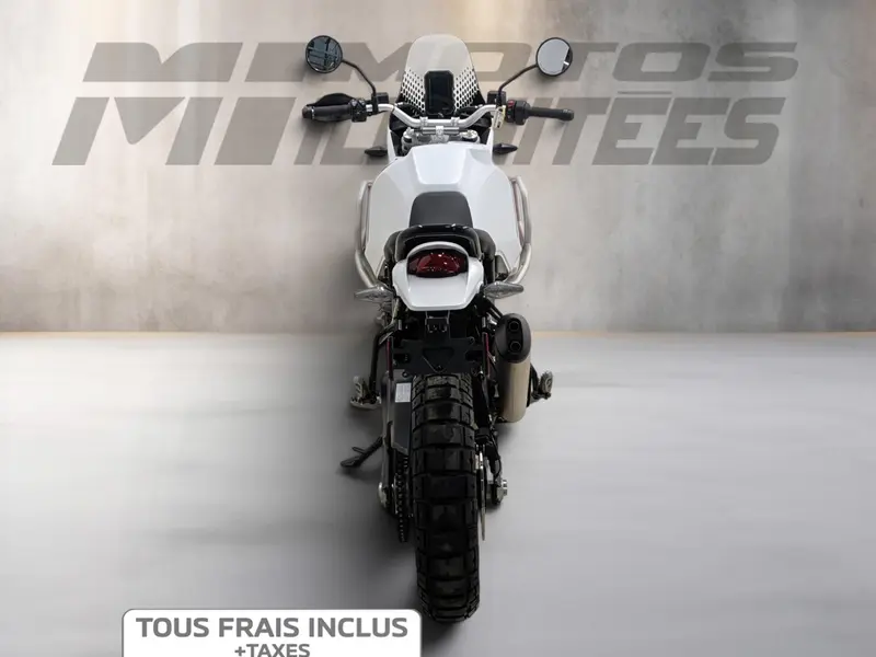 2024 Ducati Desert X thumbnail 9