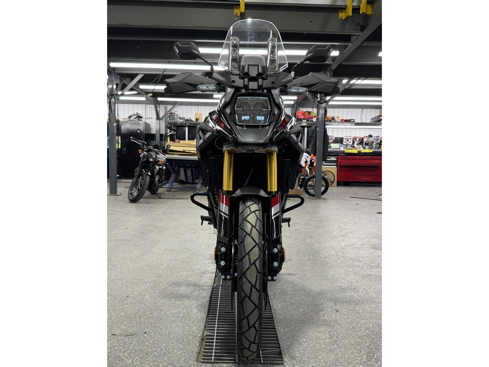 Suzuki V-strom 1050de 2026 alt