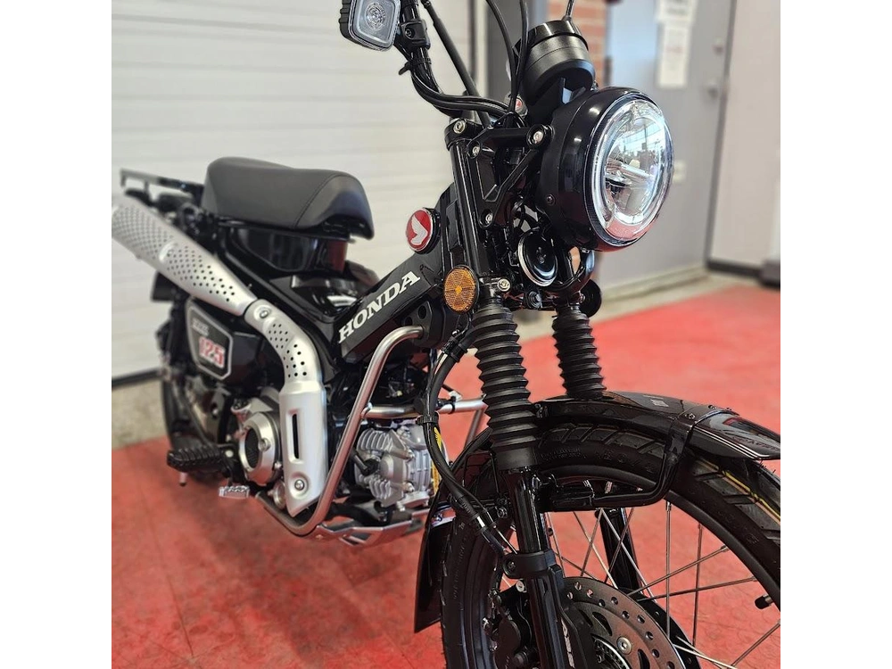 2026 Honda Trail 125 Abs alt