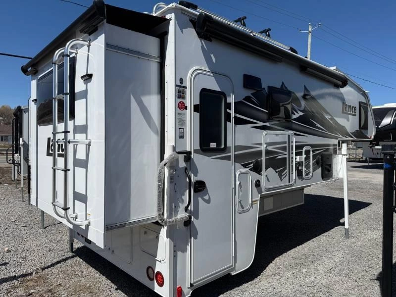 2026 Lance Camper Lance 1172 alt