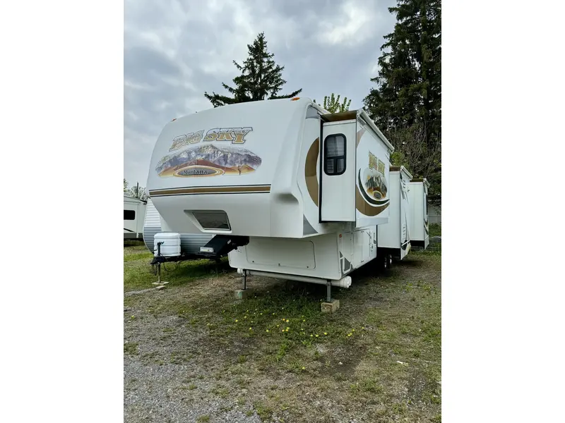 2008 Keystone RV MONTANA BIG SKY 340 RLQ thumbnail 2