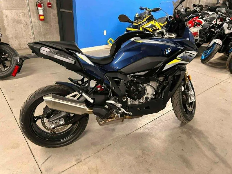 2024 BMW S1000XR thumbnail 4