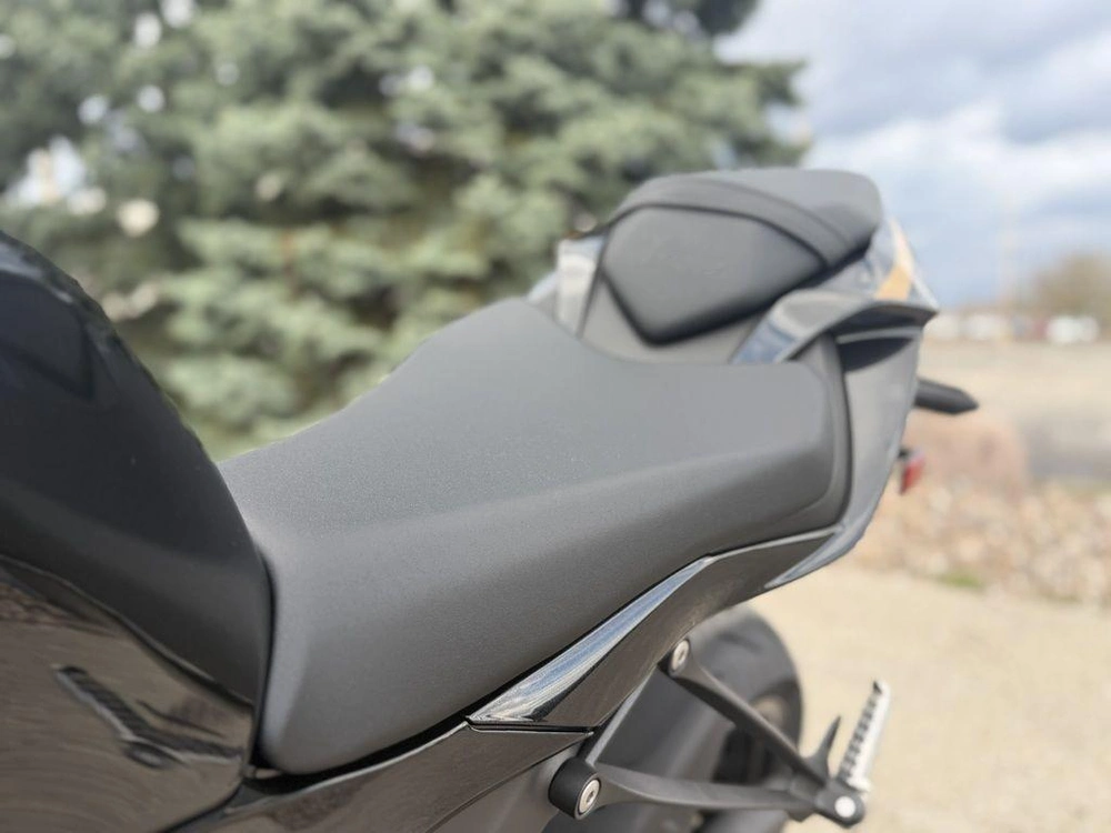 2026 Kawasaki Ninja® Zx™-6r alt
