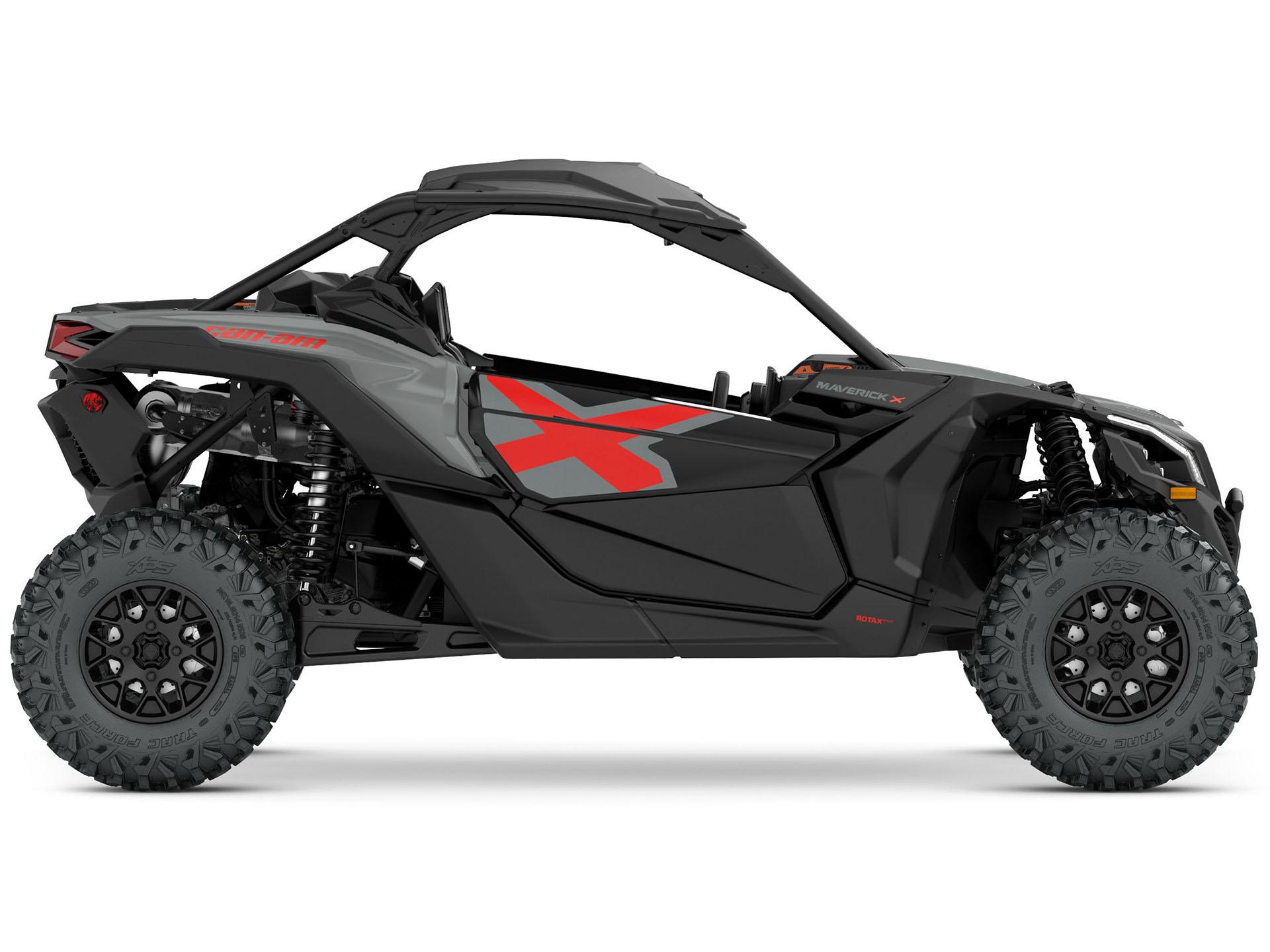 2026 Can-Am MAVERICK X3 X TURBO thumbnail 2