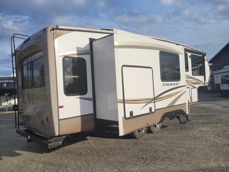Crossroads Cruiser 305rs 2015 alt