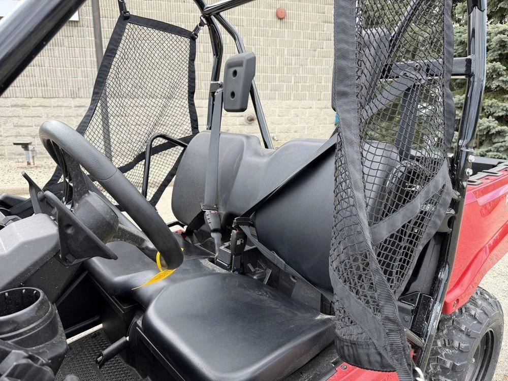 2026 Honda Pioneer 520 alt