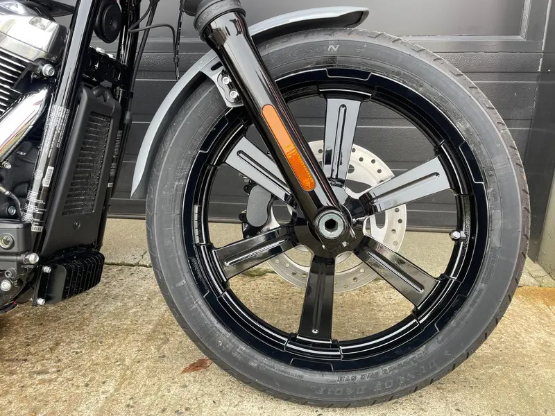 2026 Harley-Davidson FXBB - Street Bob® thumbnail 5