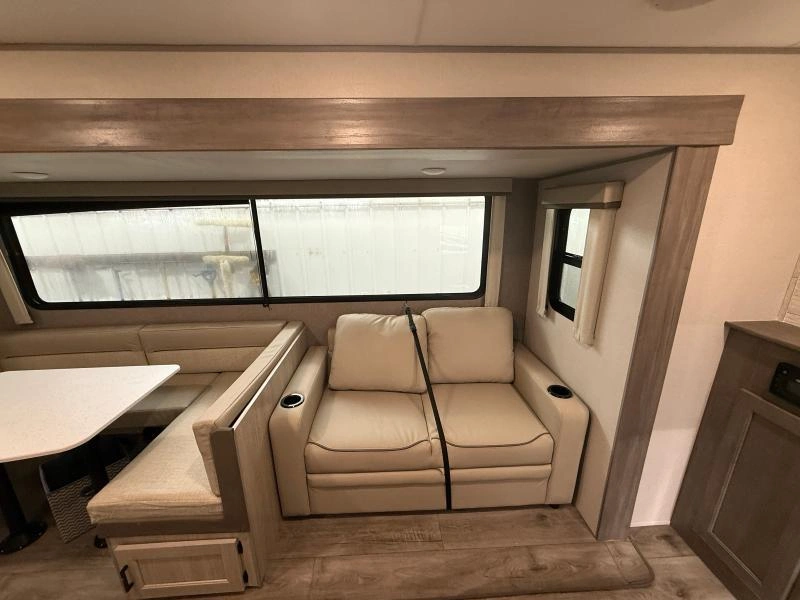 2026 Coachmen Catalina 323bhdsckl alt