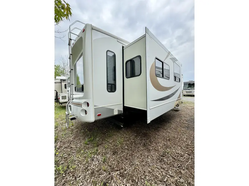 2008 Keystone RV MONTANA BIG SKY 340 RLQ thumbnail 3