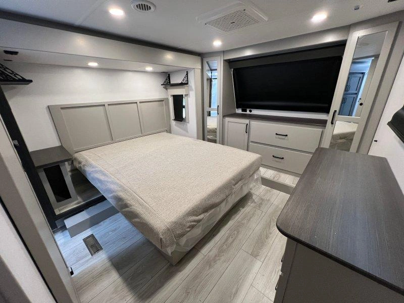 Keystone Rv Montana 295rl 2025 alt
