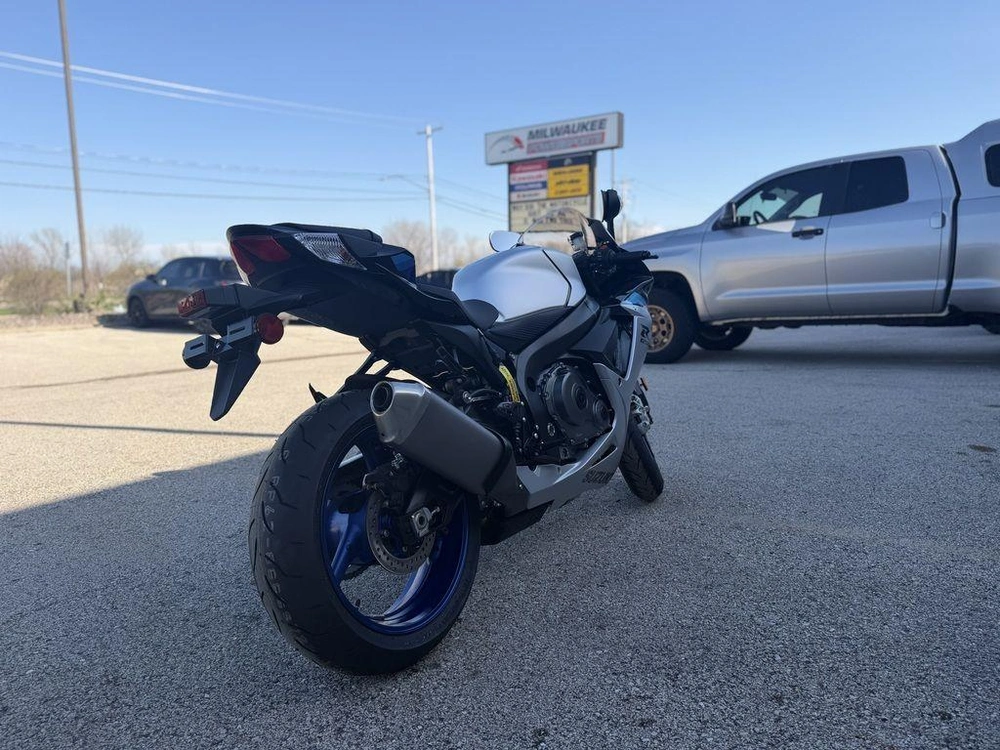 2026 Suzuki Gsx-r600 alt