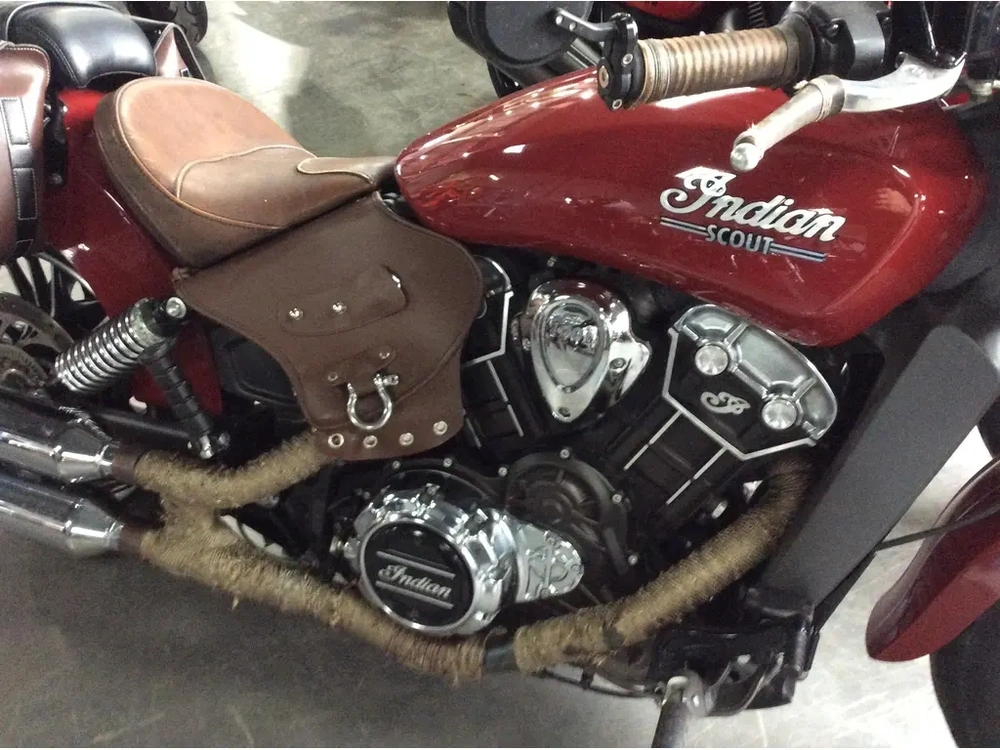 2016 Indian Motorcycle Scout Bobber Tweety alt