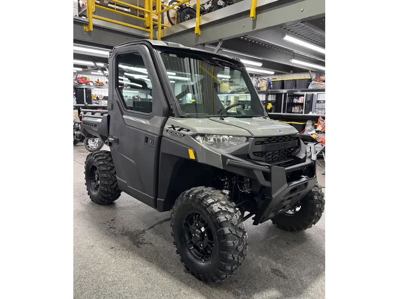 2027 Polaris RANGER XP 1000 CAB thumbnail 8