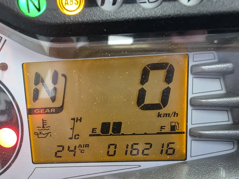 2016 Suzuki V STROM 650 ABS thumbnail 7