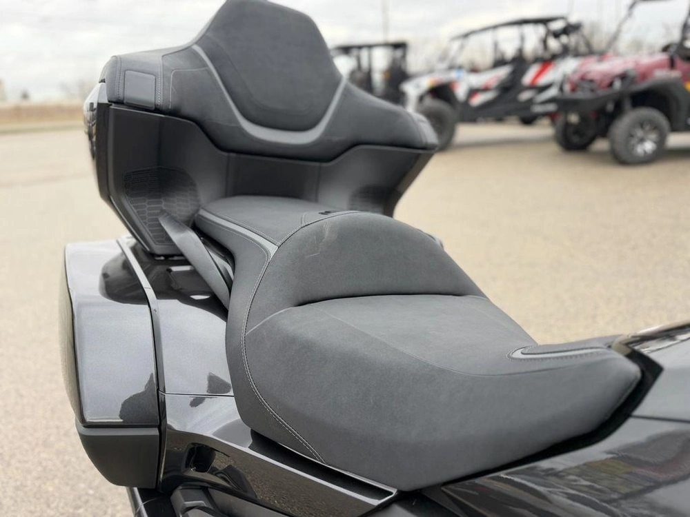2026 Honda Gold Wing Tour alt