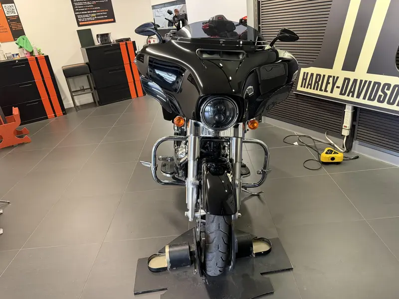 2022 Harley-Davidson FLHX STREET GLIDE FLHX thumbnail 3