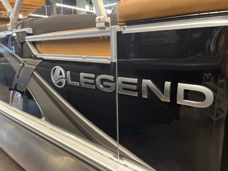 2026 Legend Série Q 21 C alt