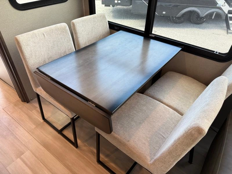 Grand Design Solitude 378mbs 2022 alt
