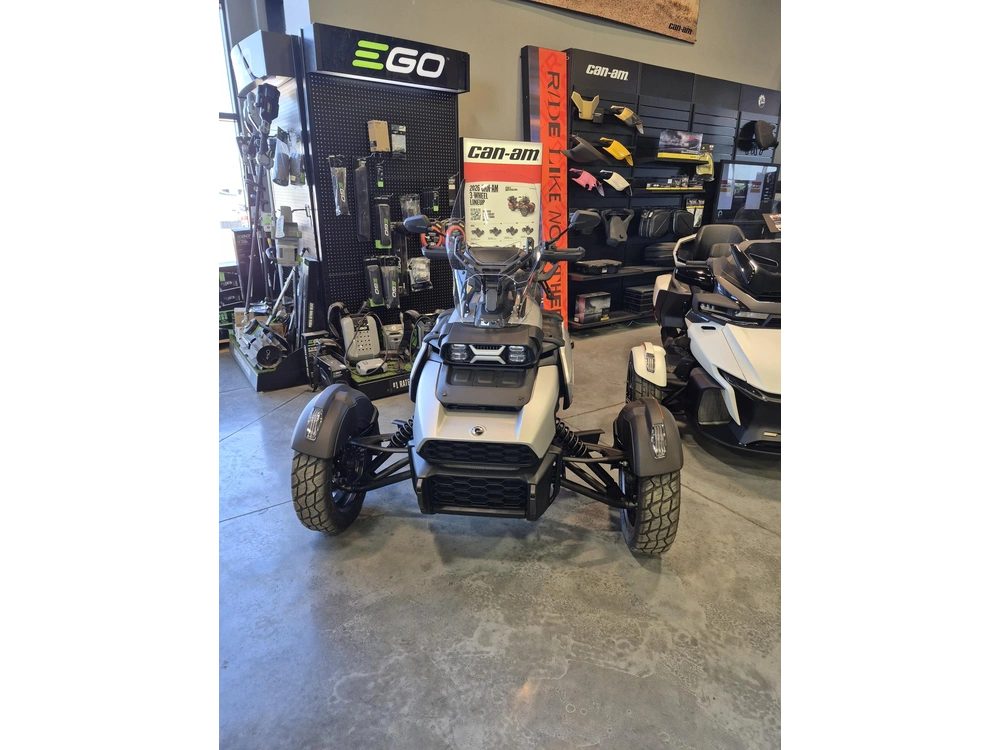 2026 Can-am Canyon Standard Sterling Silver Satin alt