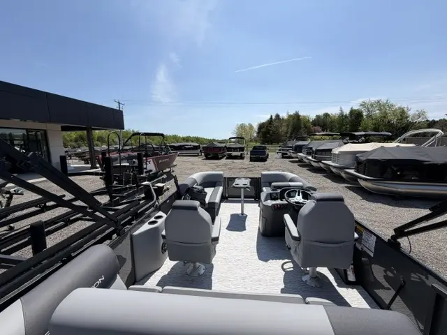 2026 Bennington Marine 20 S Swingback thumbnail 9