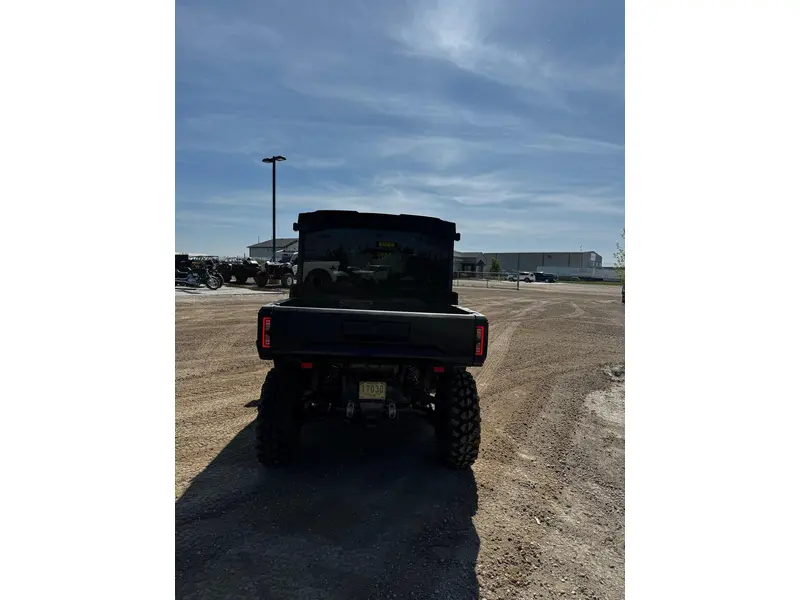 2026 Can-Am DEFENDER MAX LONESTAR CAB HD11 thumbnail 2