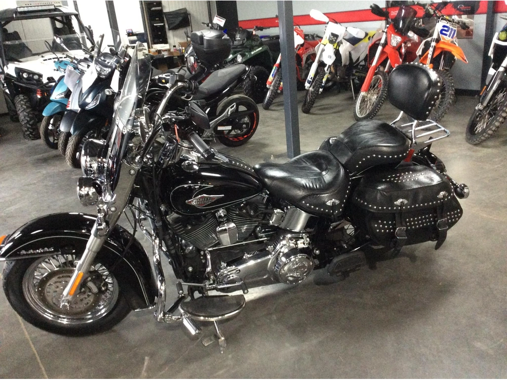 Harley-davidson Softail Heritage Flstc Abs 2011 alt