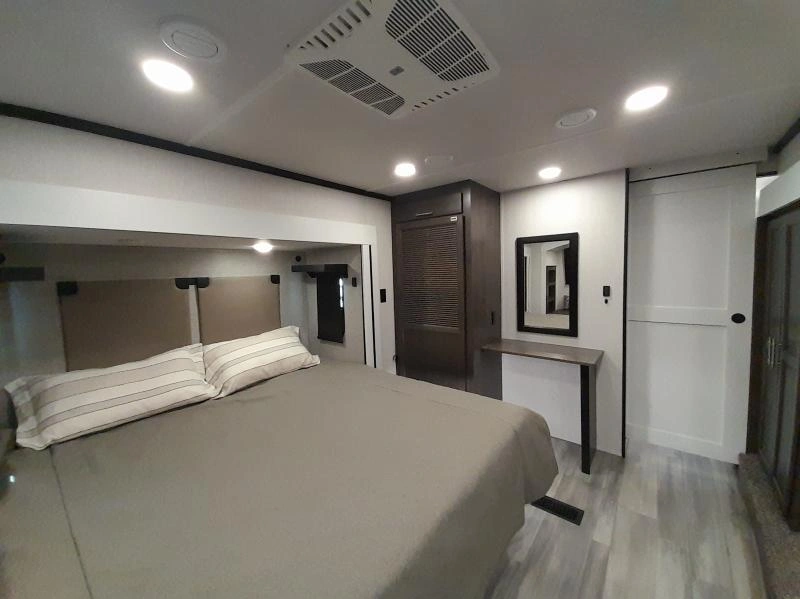 Forest River Cedar Creek 380rl 2024 alt